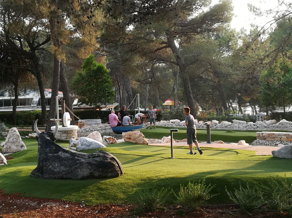 LANTERNA-PREMIUM-CAMPING-RESORT.jpg