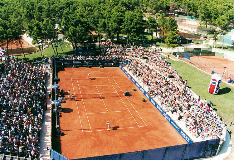 RuKortTenisit zemljani teniski teren od tenisita